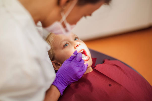 Best Emergency Tooth Extraction  in Orangetree, FL